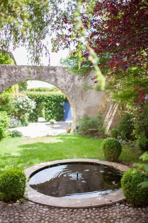 Le Clos Du Perret Chaussan Ngoại thất bức ảnh
